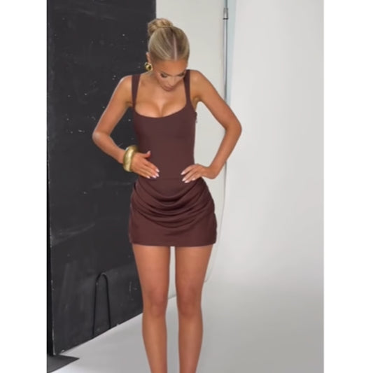 Women's Coffee Pleated Sling Dress, Sleeveless U-Neck Evening Mini Dress with High Waist for Party, Highstreet Fashion